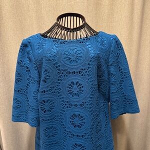 Adrianna Papell Blue Crochet Lace Shift Dress Size 12 Short Sleeve Lined